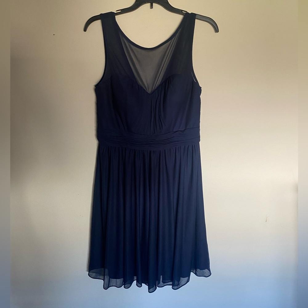 💙 David’s Bridal Navy Chiffon Dress – Size 12 – Elegant Sleeveless Bridesmaid